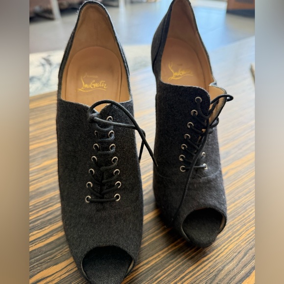 Christian Louboutin felt gray open toe bootie
